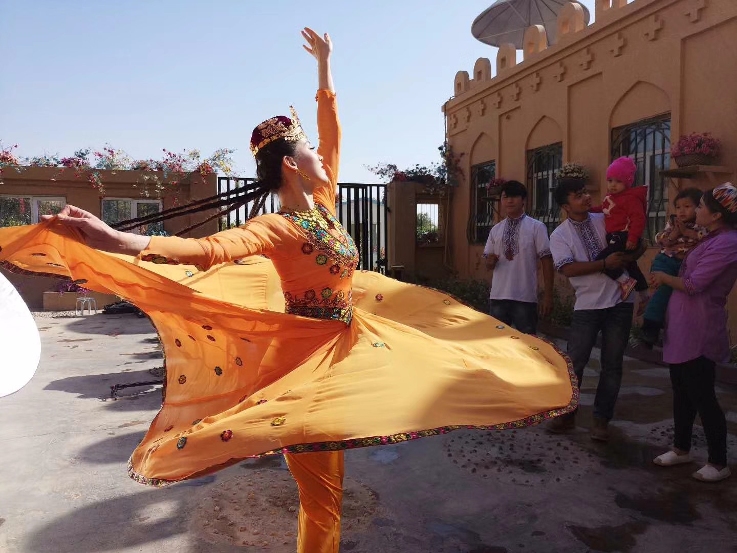 吐鲁番的姑娘_新浪看点