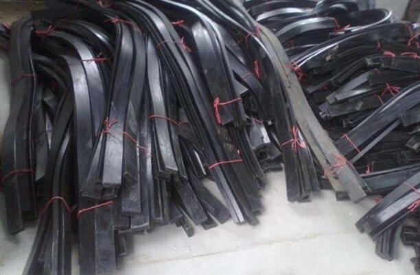 闻味能知道爱车故障，这样的“神技能”赶紧收藏吧