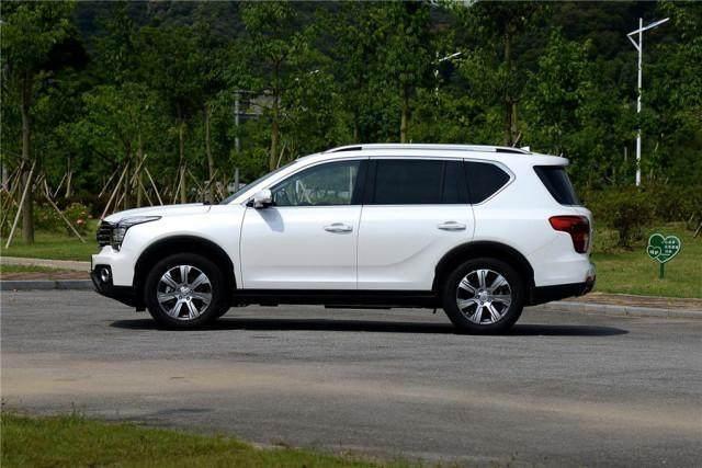 与大哥GS8相比，传祺GS7到底有啥不同，值得买吗？