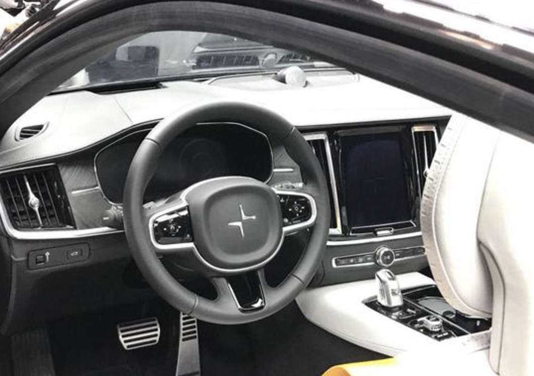 polestar首款车型发布 搭载插电式混动系统