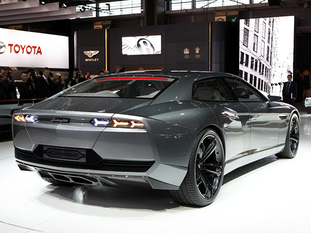 向金钱低头，兰博基尼要出轿车了？