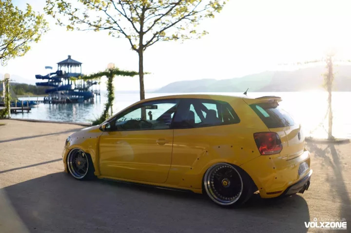 爆改宽体polo gti,不说人家还以为是辆高尔夫r20呢!