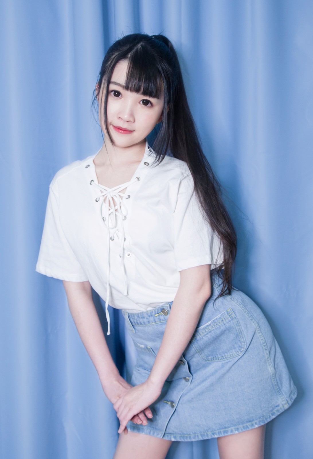 asmr人气主播少寒shine最新写真牛仔配马尾简直不要太美