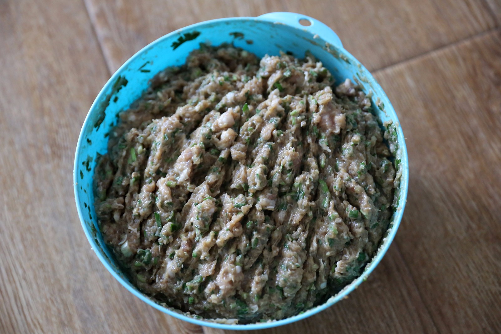 新鲜小黄花鱼遇上碾压神器瞬间变鱼肉酱 几道工序便成了入口美味|肉酱