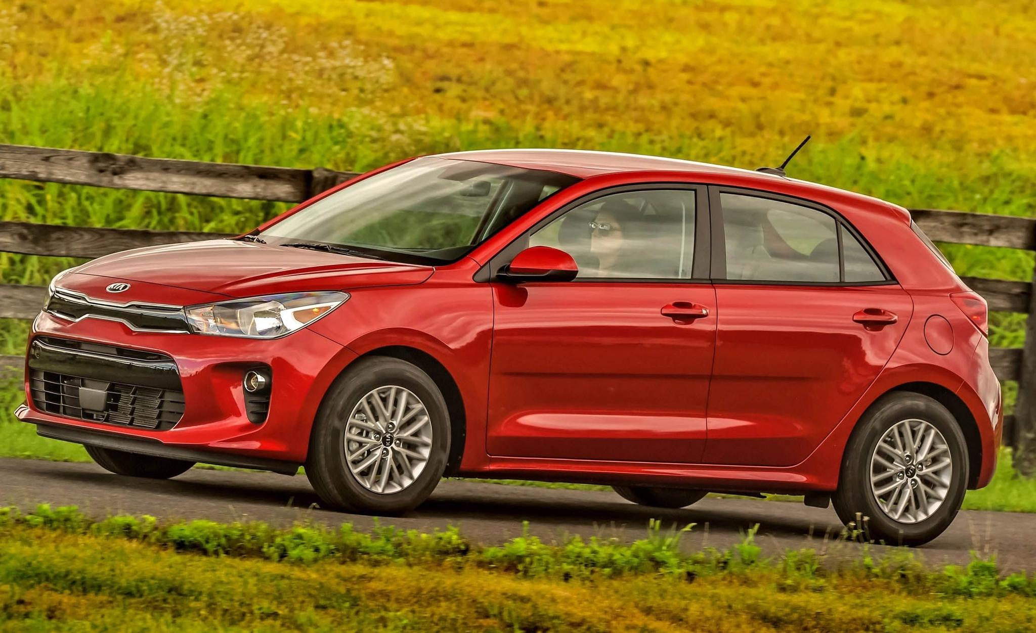 这也并不奇怪,因为尽管两厢车拥有更吸引人的整体比例,但在美国市场