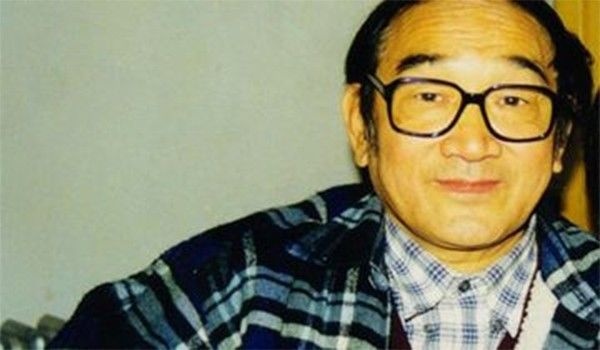 热点 | 著名艺术家严顺开去世!他的这段小品我曾经看了一遍又一遍|严顺开|小品|艺术家_新浪新闻