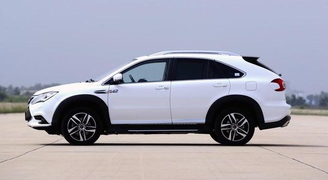 略显老态的比亚迪唐，敢叫价30万，是良心价还是在作死？