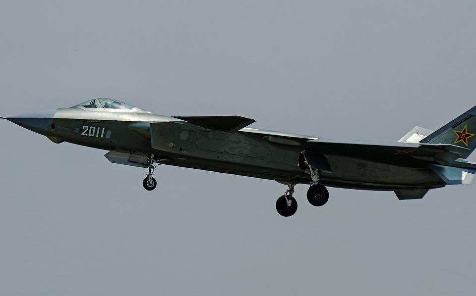 歼20飞行一小时需要花费多少?土豪表示压力很