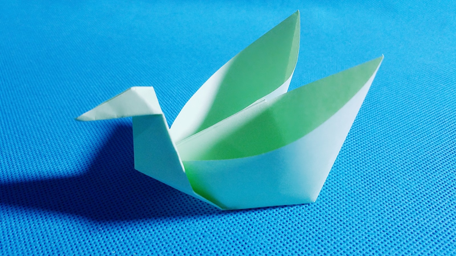 折纸天鹅收纳盒