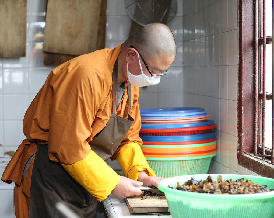 寺庙里的和尚一日三餐是不是和你想象中的不一样