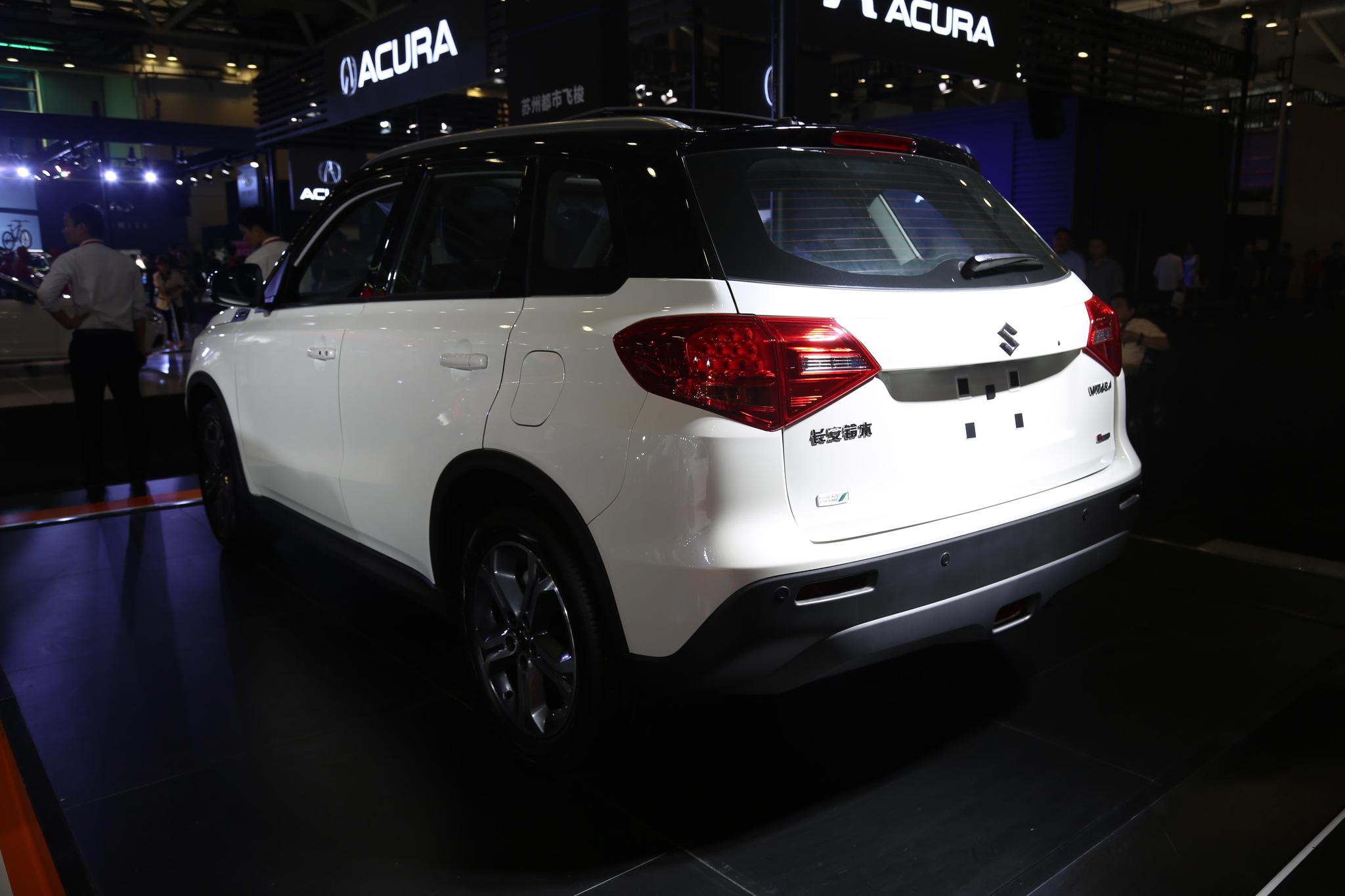 长安铃木维特拉15万级别都市硬派suv车展实拍