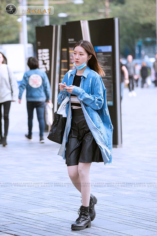 时尚街拍：时髦美女追求时尚潮流永不停歇 北京时尚潮流街拍