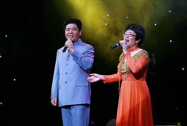 歌唱家王洁实和谢莉斯,为什么好久没合唱|谢莉斯|王洁实|歌唱家_新浪