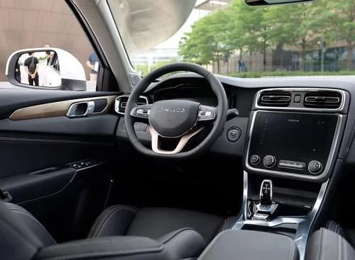 长城魏派刚火，国产又一比它更帅神车即将发布！