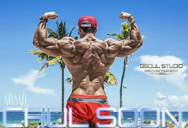 背部高质量塑形训练:4个动作完美强化背部肌群