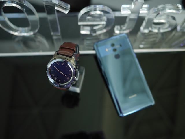 手腕上的独立通话时代 huawei watch 2 pro正式发布|华为|保时捷|时代