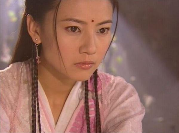 3.《倚天屠龙记》中的高圆圆