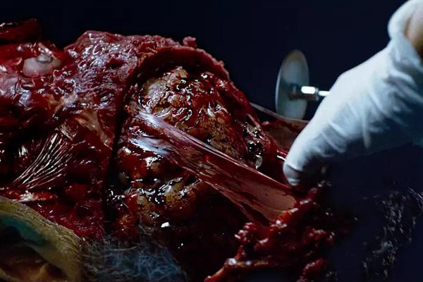 香港恐怖片《失眠》, 黄秋生的C级片, 惊悚变态