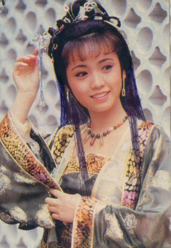 当年以出演《射雕英雄传》中的黄蓉而红极一时的翁美玲,她的味道就是