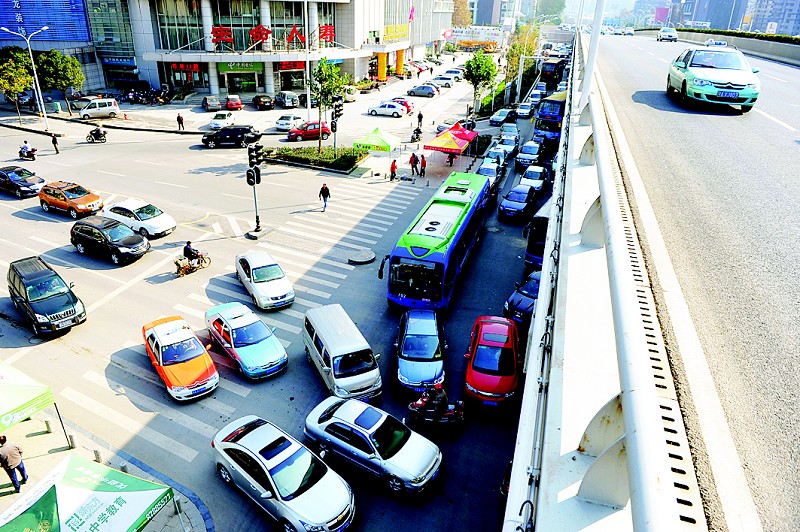 交往3年,男友迟迟不愿意跟我扯证,得知实情,我非他不嫁