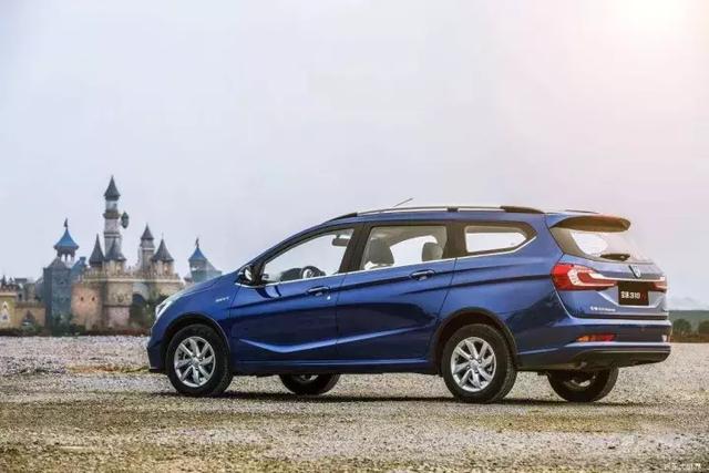 不断加码自动挡和全新车型，上汽通用五菱9月新车销量解读！