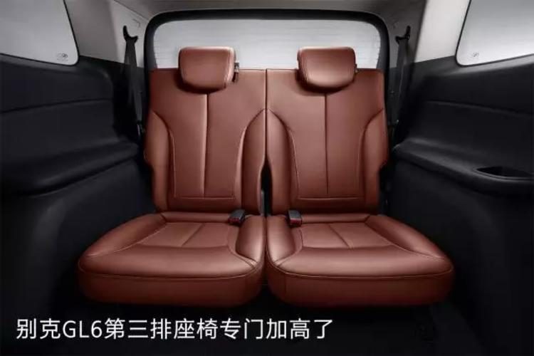 比5座车大也比7座车舒服，居然还只要15万，这车有点厉害