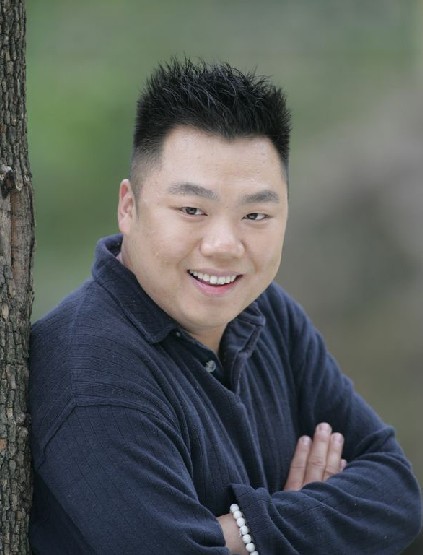 姜超喻恩泰,在《武林外传》中饰演吕轻侯