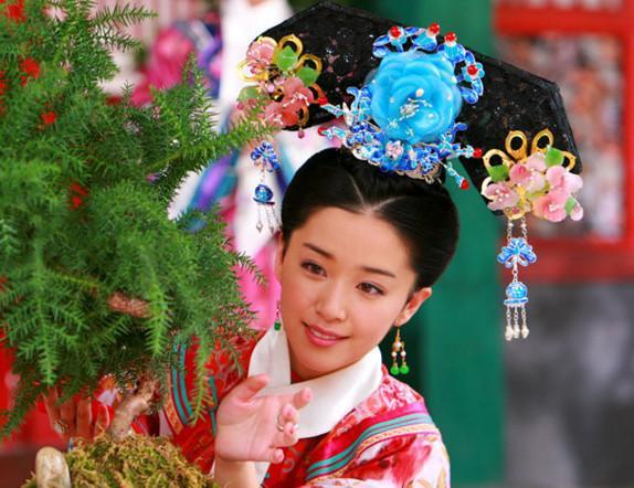 阚清子,出生于1988年,比赵丽颖小一岁,但一样参演过《新还珠格格》和