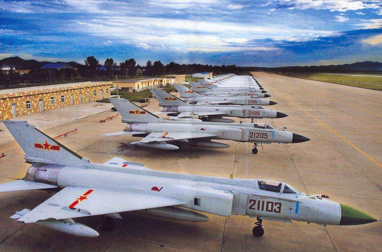 中国有近400架该战机,又增加一项新技术,被称为"智能"机|歼-8|战斗机