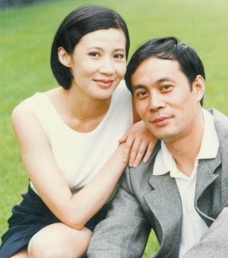 既然提到了张光北,就不得不提张光北的妻子陈炜.