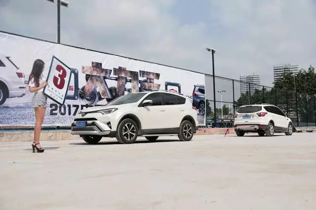 美日系激情对决！福特翼虎PK丰田RAV4荣放，结局居然是....