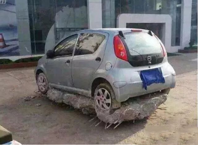 乱停车的后果就是这样！看看大家如何惩戒乱停车