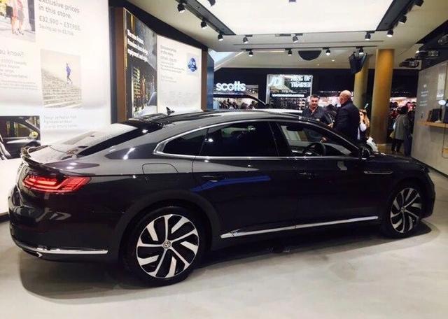 35万我宁愿选择大众，奥迪A4高配有它逼格高？低配才24万