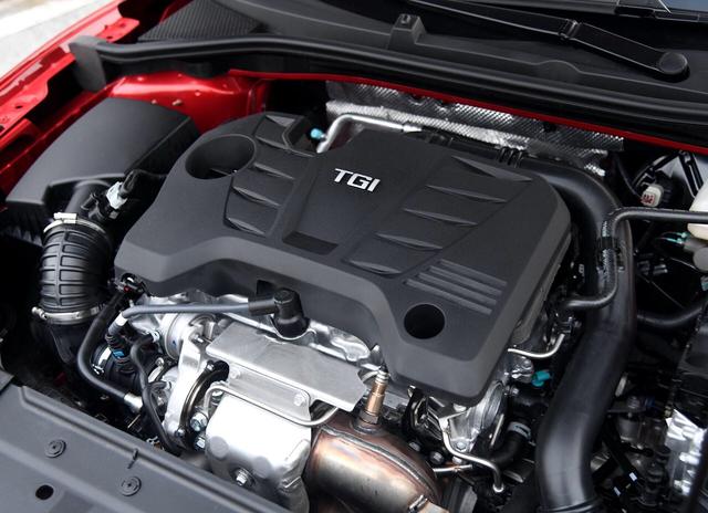 国产轿车也能对标合资品牌，不输思域的运动，性能更是出众！