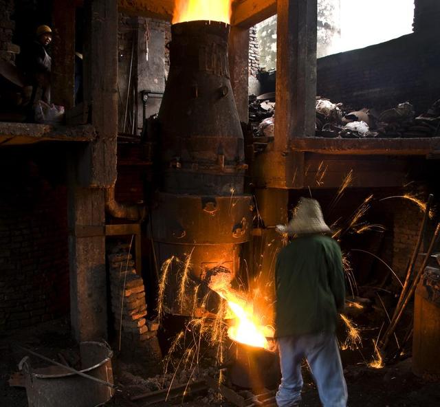 电子厂就辛苦吗,这些厂可以让你怀疑人生