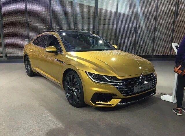 35万我宁愿选择大众，奥迪A4高配有它逼格高？低配才24万