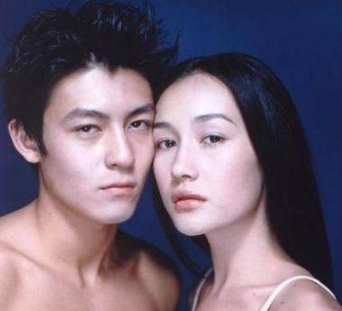 她收割了无数男神,让无数女人羡慕!