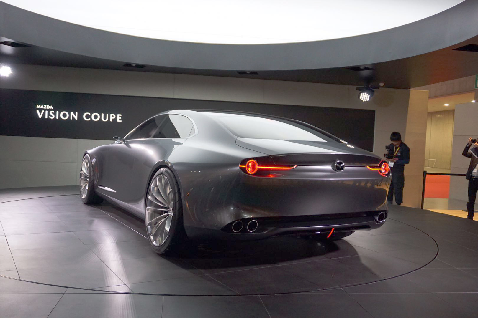 展现全新魂动设计理念,马自达概念车vision coupe亮相东京车展