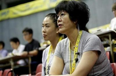 郎平女儿白浪近照 出落成气质女神 国籍却让球迷遗憾