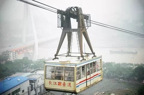 重庆长江索道30岁了 还记得你第一次乘坐是什么时候?