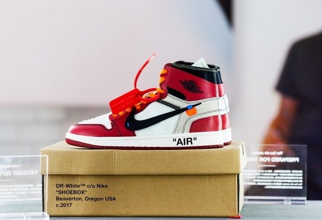 KAWS 只排第四名!今年十二款 AJ 联名鞋,最贵