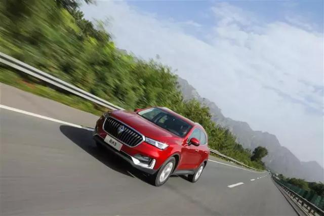 你正准备入手SUV，并且预算在15万内，这款车是很不错的选择