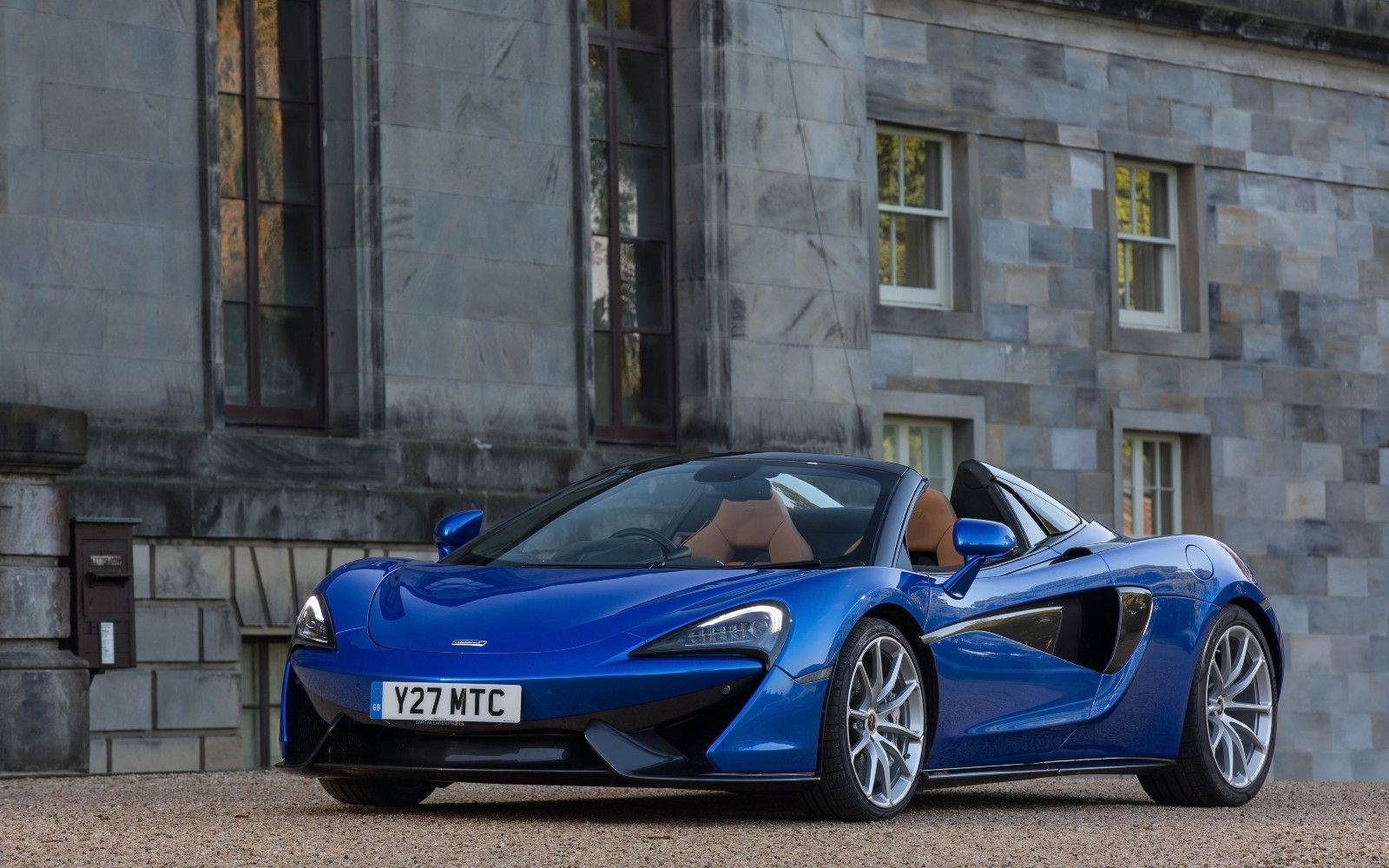 570s spider   vega blue