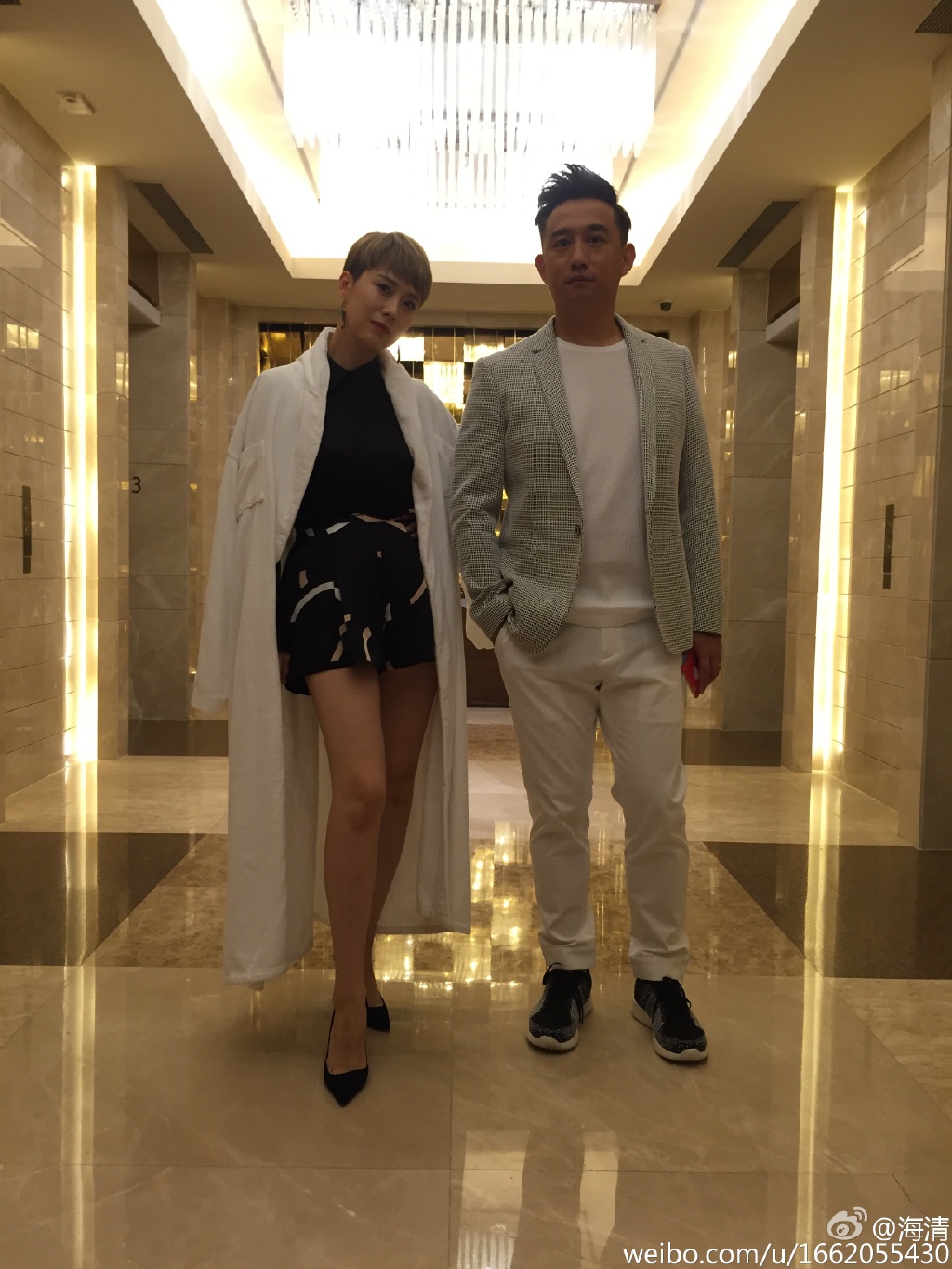 39岁海清全家近照素颜出镜各种卖萌老公家境显赫是银行高管