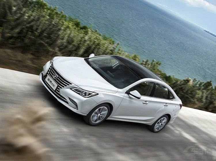 长安睿骋年销量仅几千台 山寨外观的新旗舰能叫板博瑞？