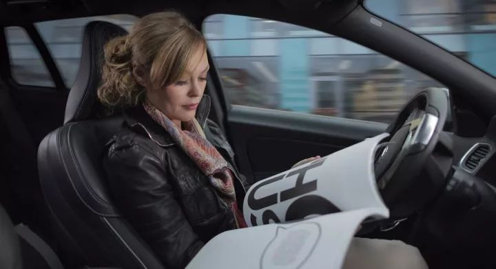 堵车严重的时候记得关闭这个功能，不然到时候你后悔都来不及