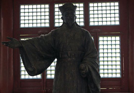 珍重刘繇因首荐 首荐向公侯是什么含义