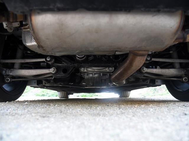 短小又如何？离合都是定制！保时捷有的它都有，同门大哥都怕它