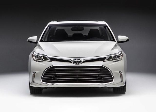 丰田再次推出一款全新B级车，比凯美瑞贵上一些，取名亚洲龙！