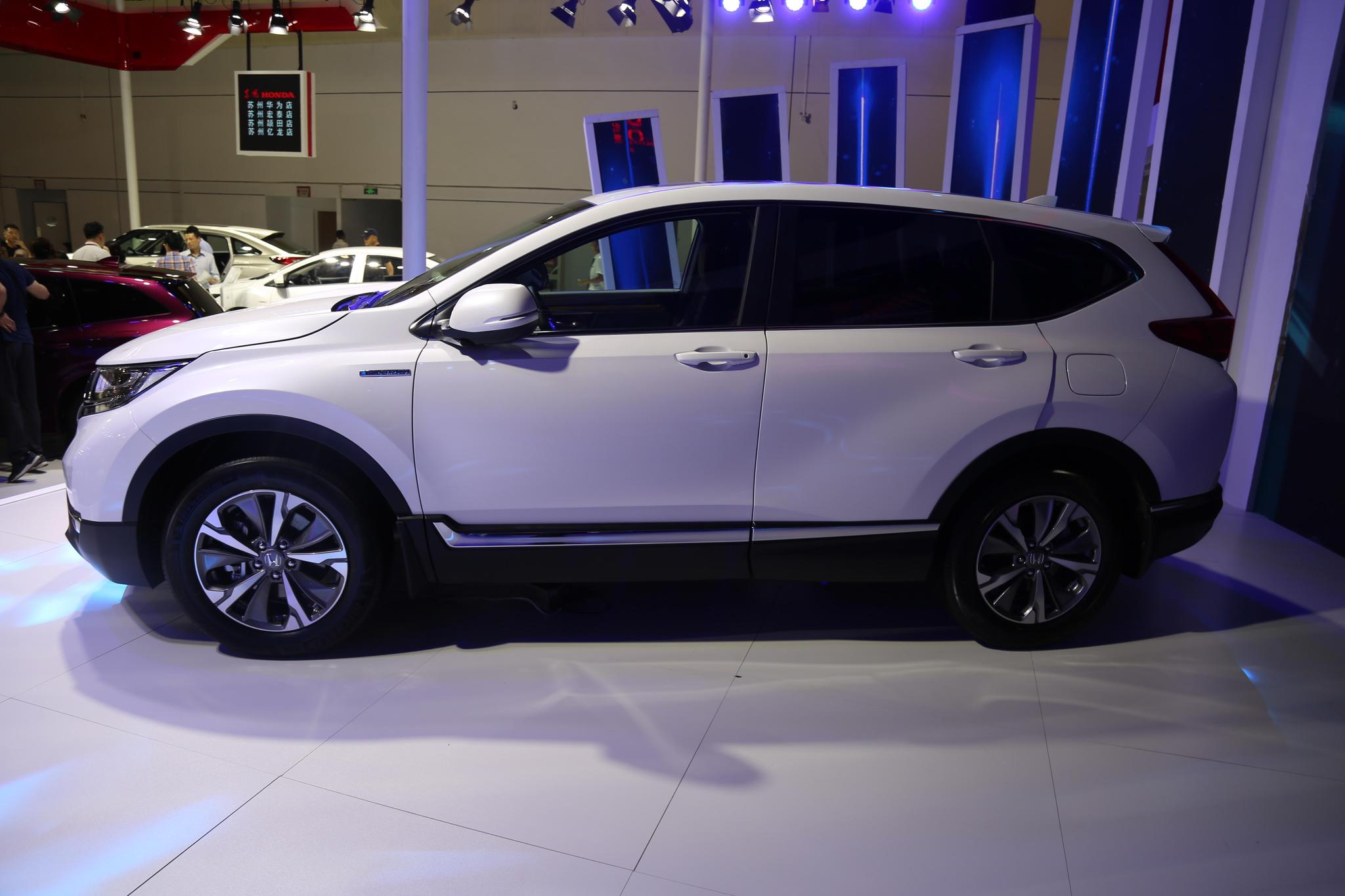 东风本田cr-v锐混动版,22万级别城市suv,车展实拍!